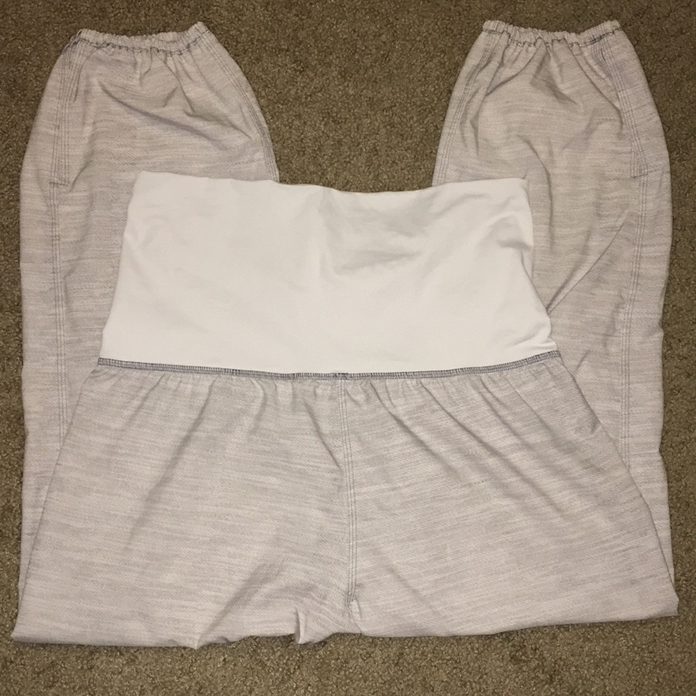 Lululemon Capri Pants